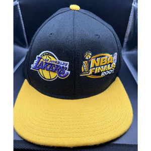 Mitchell & Ness Los Angeles Lakers NBA Finals 2001 Snapback Hat Adjustab…